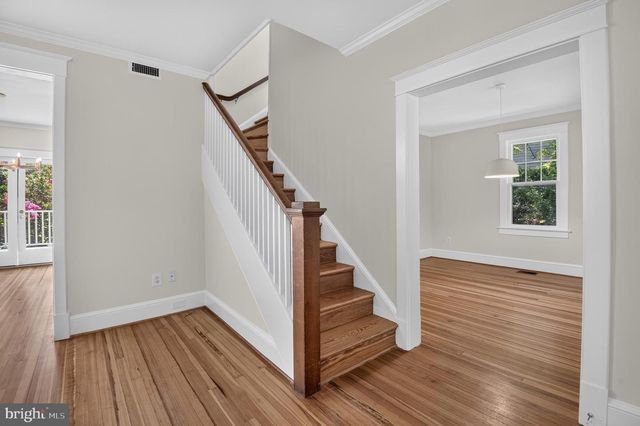 6414 BROOKES LN, Bethesda, MD 20816