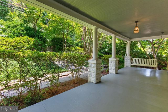 6414 BROOKES LN, Bethesda, MD 20816