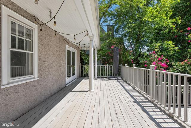 6414 BROOKES LN, Bethesda, MD 20816
