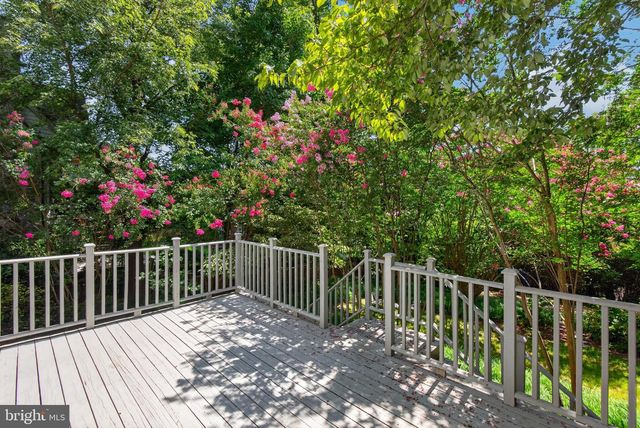 6414 BROOKES LN, Bethesda, MD 20816