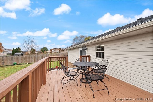 1215 Flagstone Drive, Jeffersonville, IN 47130