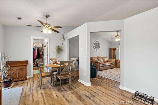 1215 Flagstone Drive, Jeffersonville, IN 47130