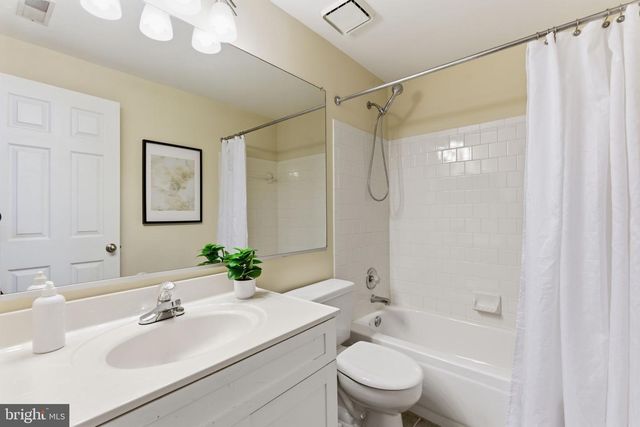 6215 KNOLLS CT, Elkridge, MD 21075
