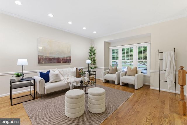 6215 KNOLLS CT, Elkridge, MD 21075