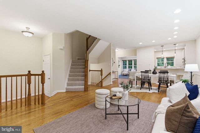 6215 KNOLLS CT, Elkridge, MD 21075