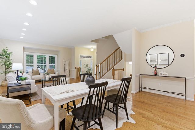 6215 KNOLLS CT, Elkridge, MD 21075
