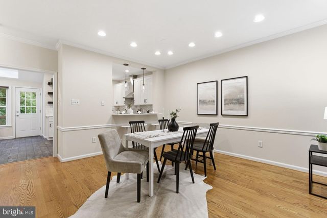 6215 KNOLLS CT, Elkridge, MD 21075