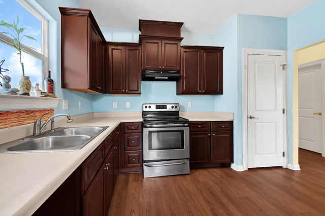 771 10th Street, Dickinson, TX 77539