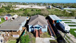 771 10th Street, Dickinson, TX 77539