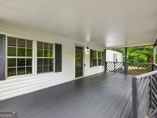 1114 Neal Road, Commerce, GA 30530