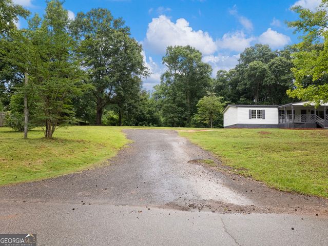 1114 Neal Road, Commerce, GA 30530