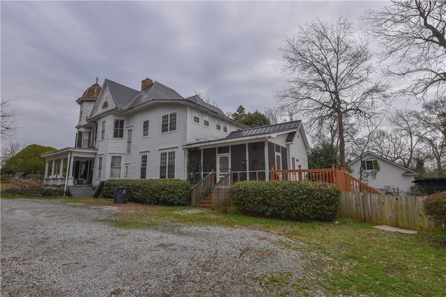 507 Main Street N Road, Abbeville, SC 29620