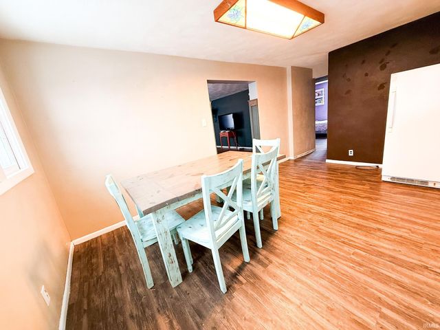 819 S Cowen Street, Garrett, IN 46738