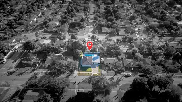 15411 NE 10th Ave, North Miami Beach, FL 33162