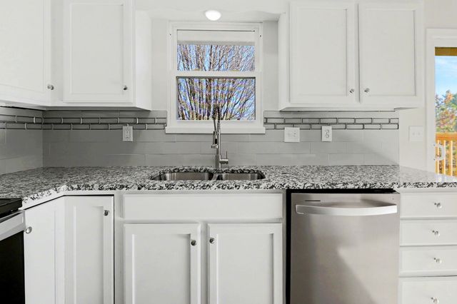 5102 N Blackhawk St, Wichita, KS 67219