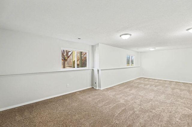 5102 N Blackhawk St, Wichita, KS 67219