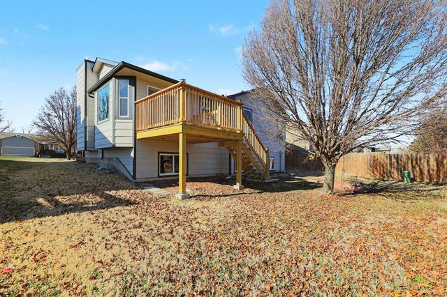 5102 N Blackhawk St, Wichita, KS 67219