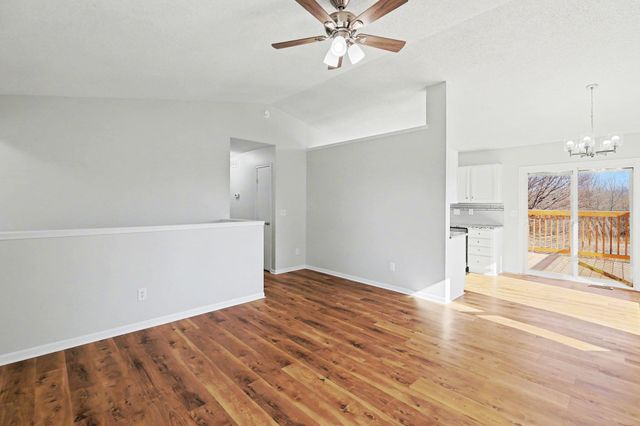 5102 N Blackhawk St, Wichita, KS 67219