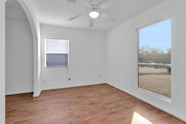 403 Meters Street, Houston, TX 77020