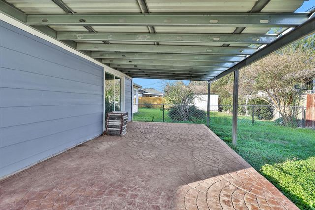 403 Meters Street, Houston, TX 77020