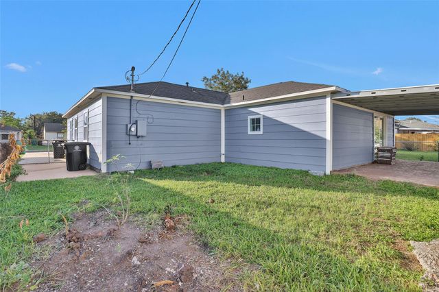 403 Meters Street, Houston, TX 77020