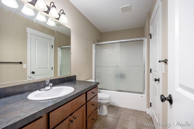 5123 Blazing Star Court SE, Kentwood, MI 49512