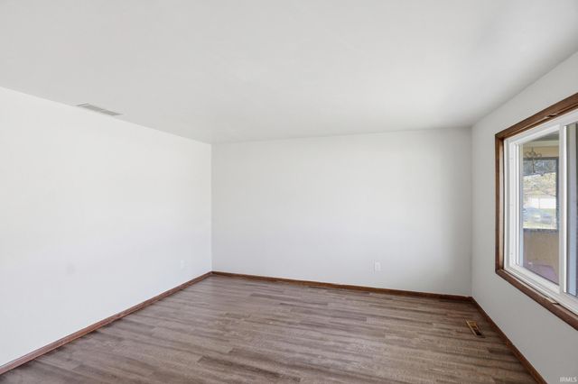 1823 lima Valley Drive, Fort Wayne, IN 46818