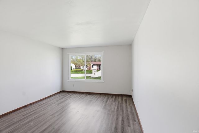 1823 lima Valley Drive, Fort Wayne, IN 46818