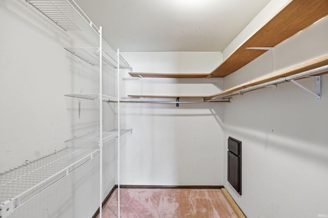 1823 lima Valley Drive, Fort Wayne, IN 46818