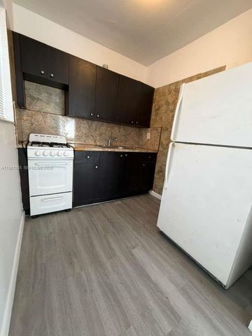 1565 SW 6th St 5, Miami, FL 33135