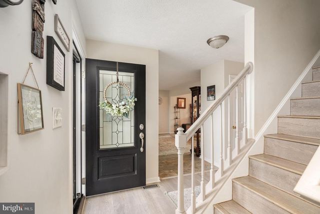 6100 SUNNY MEADOWS DR, Fredericksburg, VA 22407