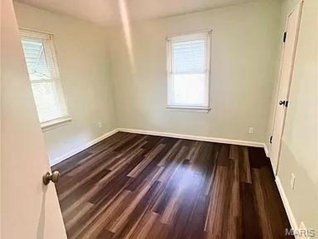 9776 Dennis Drive, St Louis, MO 63136