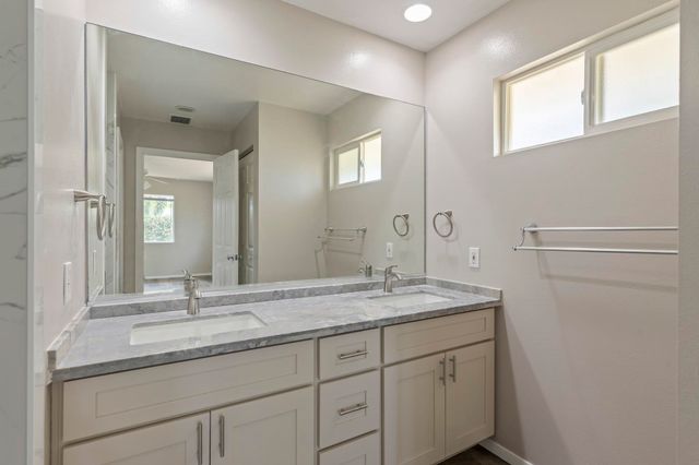 2021 Paulele Pl, Kihei, HI 96753