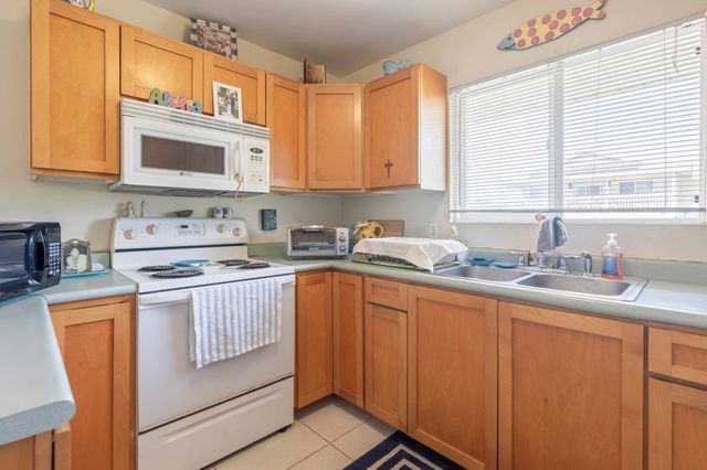 2021 Paulele Pl, Kihei, HI 96753