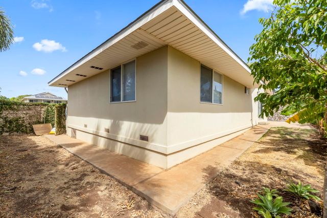 2021 Paulele Pl, Kihei, HI 96753