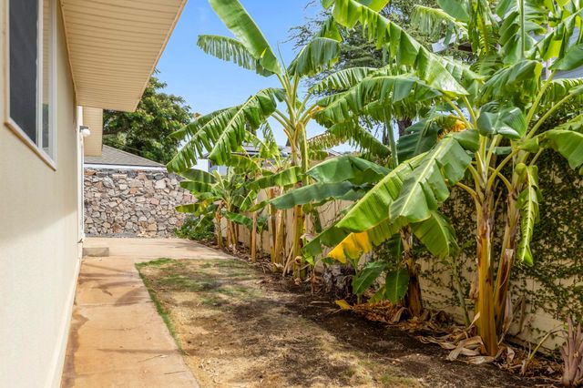 2021 Paulele Pl, Kihei, HI 96753