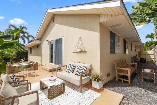 2021 Paulele Pl, Kihei, HI 96753