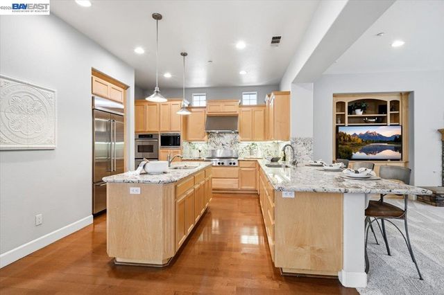 3045 Bertolli Dr, Livermore, CA 94550
