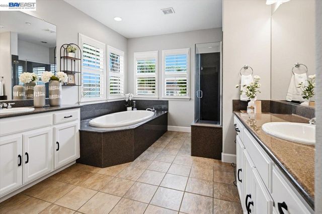 3045 Bertolli Dr, Livermore, CA 94550
