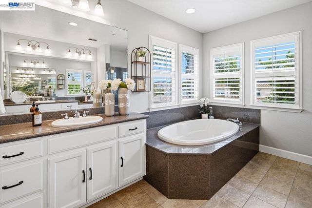 3045 Bertolli Dr, Livermore, CA 94550