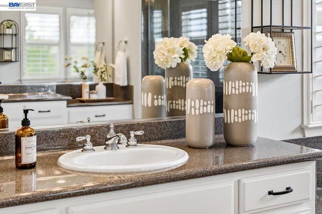 3045 Bertolli Dr, Livermore, CA 94550