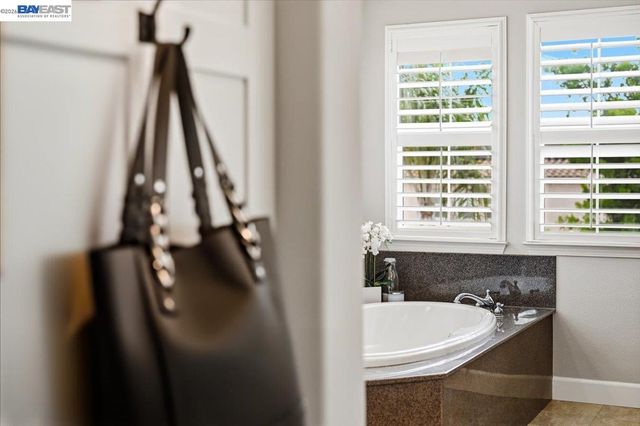 3045 Bertolli Dr, Livermore, CA 94550