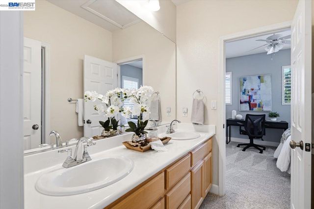 3045 Bertolli Dr, Livermore, CA 94550