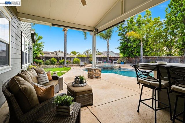 3045 Bertolli Dr, Livermore, CA 94550