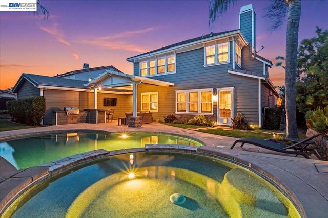 3045 Bertolli Dr, Livermore, CA 94550
