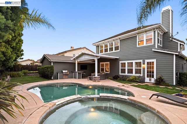 3045 Bertolli Dr, Livermore, CA 94550
