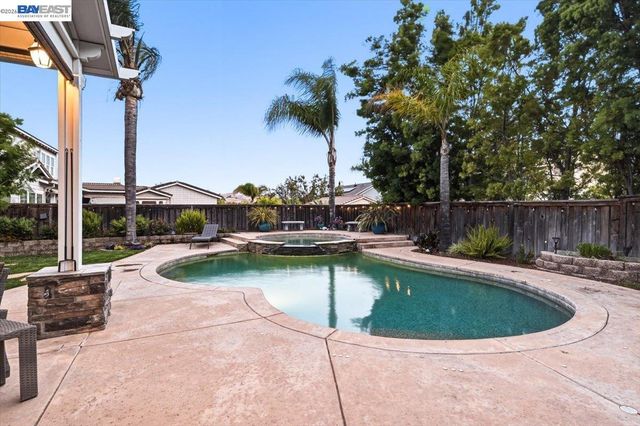 3045 Bertolli Dr, Livermore, CA 94550