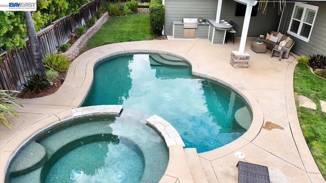 3045 Bertolli Dr, Livermore, CA 94550