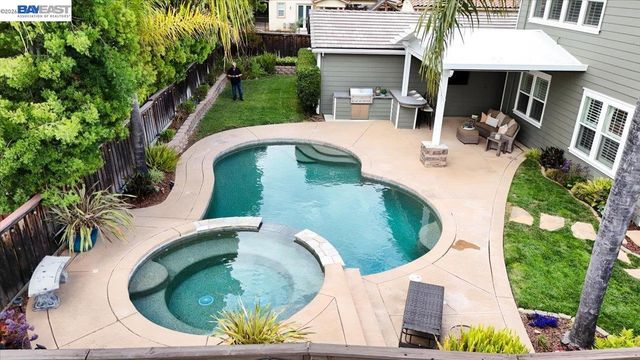 3045 Bertolli Dr, Livermore, CA 94550