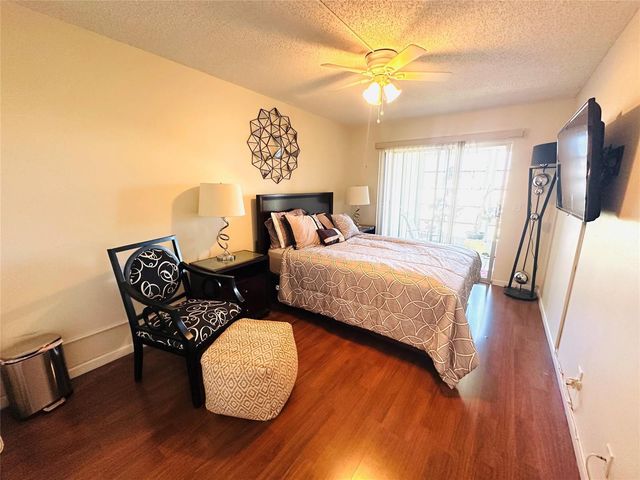 4050 Harwood E 4050, Deerfield Beach, FL 33442